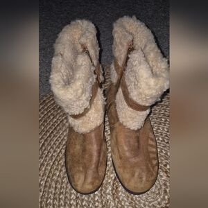 UGG Blaine Shearling-Lined Brown Boots Sz.9